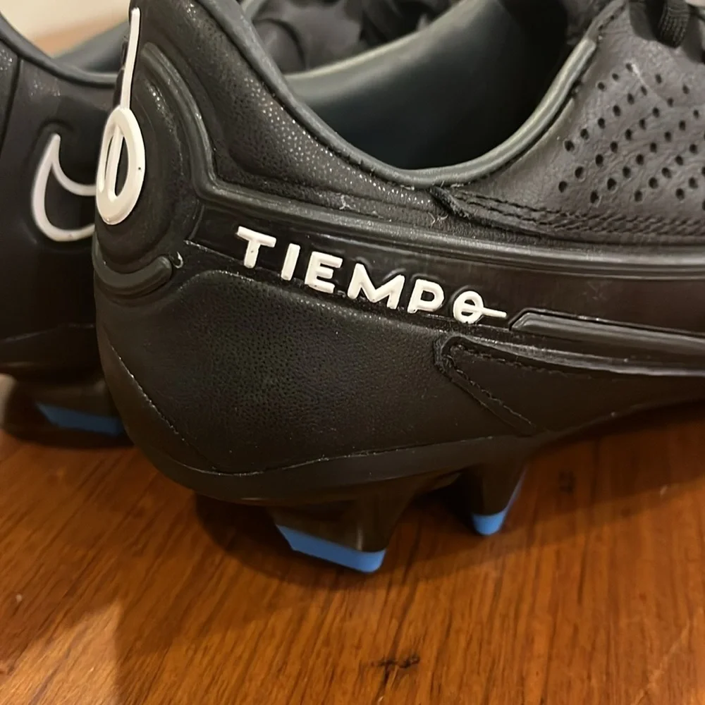 Nike Tiempo Legend 9 Pro FG Soccer Cleats shoes DA1175 001 Mens 6 / Womens 7.5